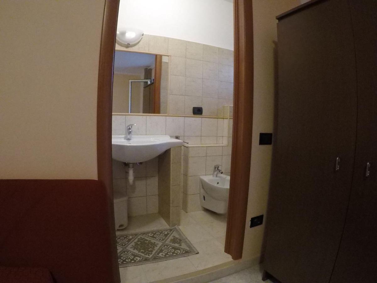 B&B Bassu Bosa Ngoại thất bức ảnh