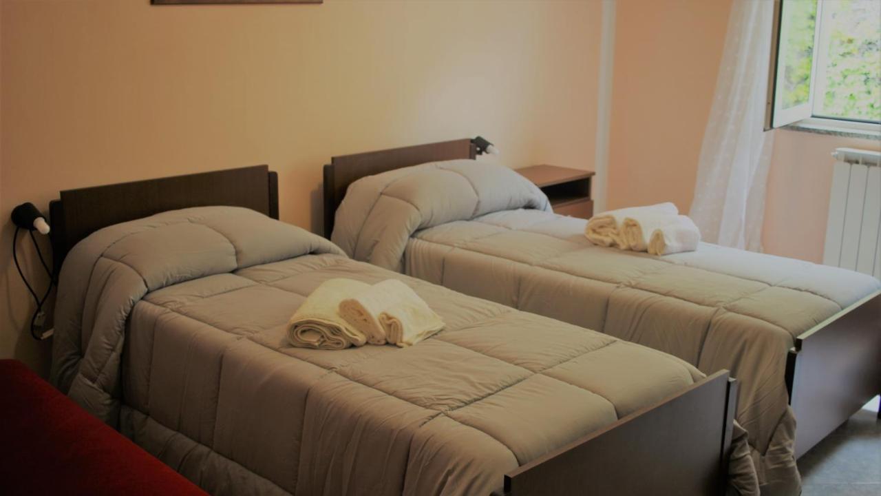 B&B Bassu Bosa Ngoại thất bức ảnh